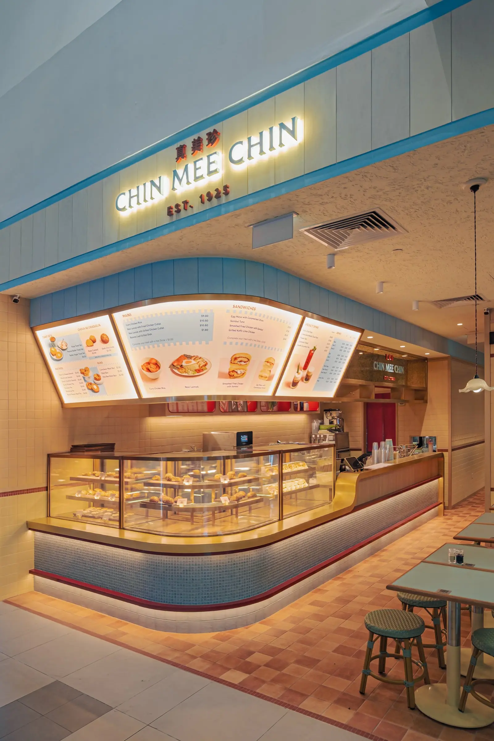 The counter and pastry case at Chin Mee Chin’s NEX outlet