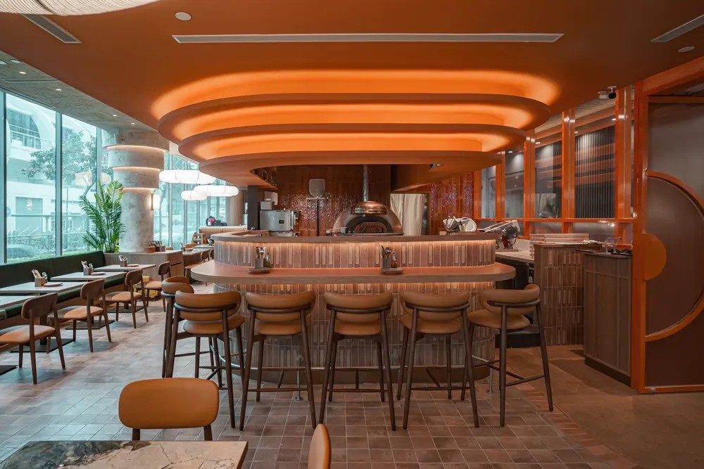 Casa Vostra, the dining room and bar