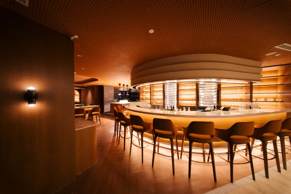 temper., the wine room bar